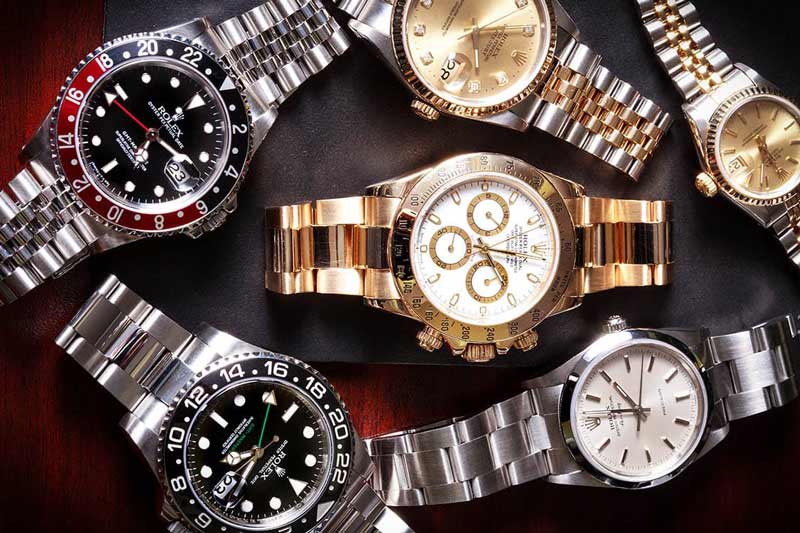قبل از اینکه وارد مغازه بشوید، ساعت یا ساعت‌های رولکس Rolex  موردنظر خود را انتخاب کنید