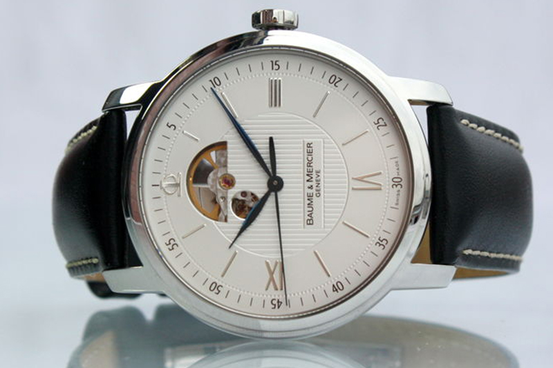 ساعت مردانه بوم مرسیه Baume & Mercier مدل M0A08688