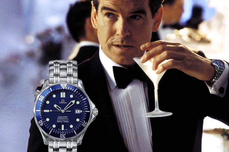 گولدن آی (۱۹۹۵) با بازی پیرس برازنان - امگا Omega Seamaster Professional 300M Ref. 2541.80
